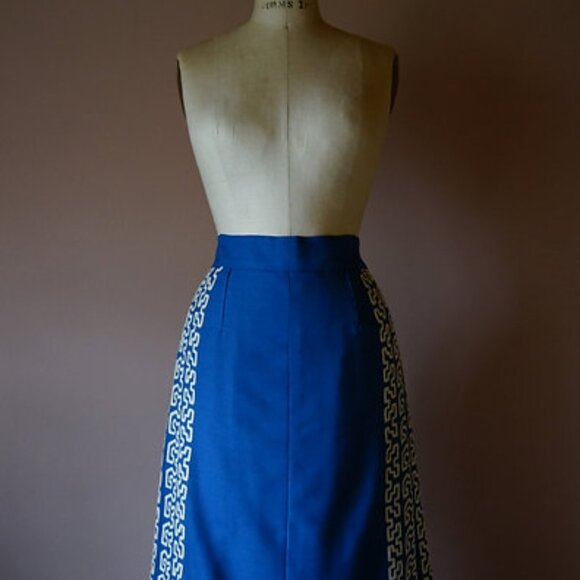 Vintage 1960s Blue Embroidered Wool Skirt Suit - Small - Picture 3 of 9